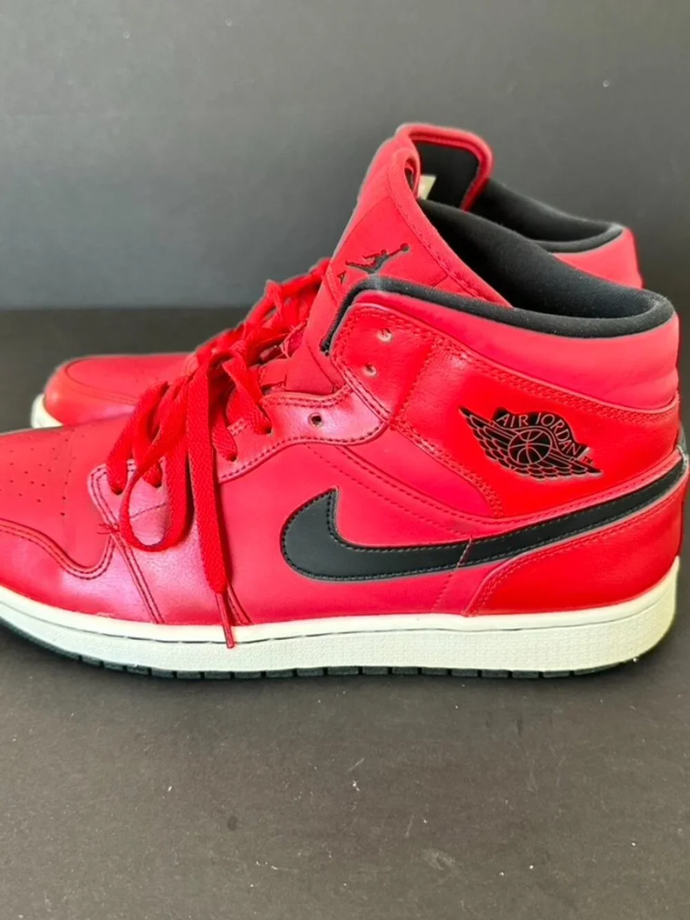 Jordan 1 Retro Red Black 2014 Sneakers Size 11